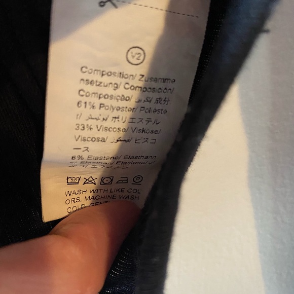 Dazy Black White Stitching Long Sleeve Contrast Top Tapered Small Womens Notched - Picture 5 of 10